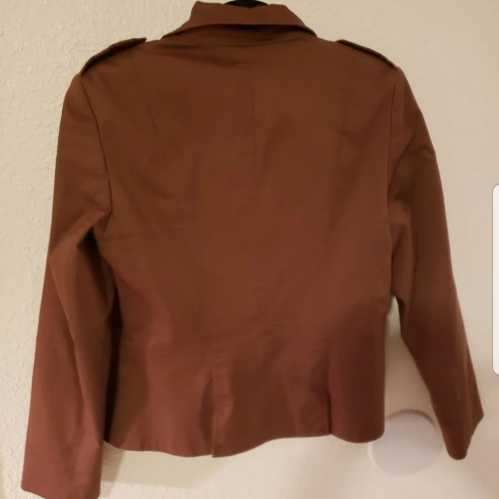 Blazer - Picture 4 of 4